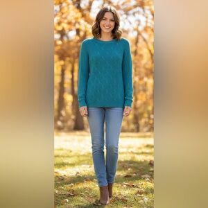 Liz Claiborne Turquoise Sweater - Crew Neck